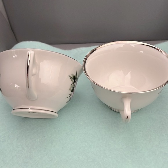 Set of two Royal Jackson Margaret Rose Footed Teacup fine china - Picture 3 of 5